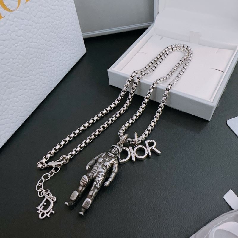 chr1st1an D10r necklaces